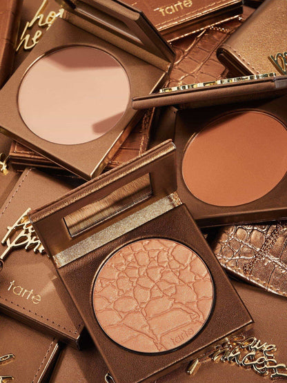 travel-size Amazonian clay waterproof bronzer