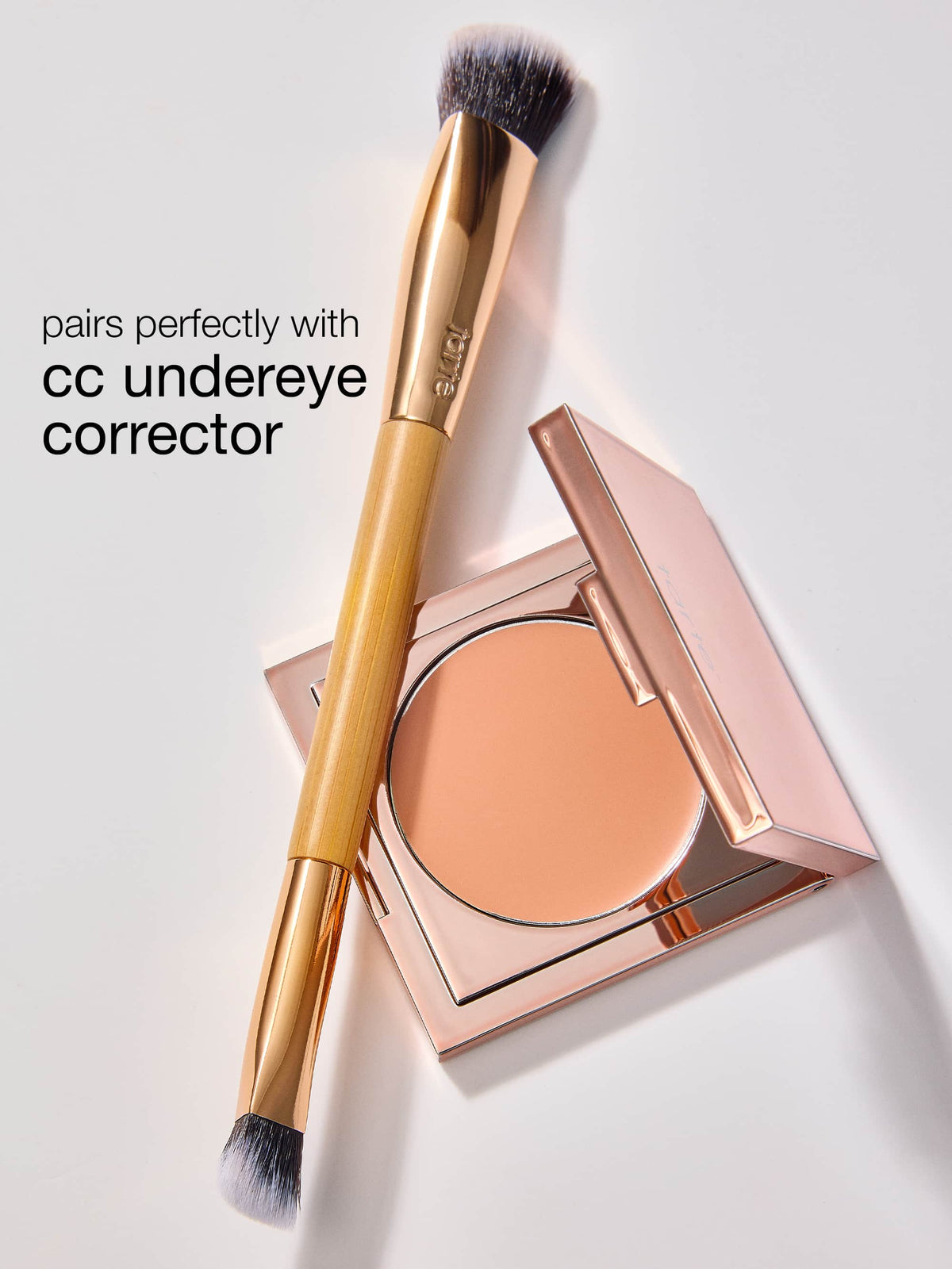 dark circle defense™ corrector brush